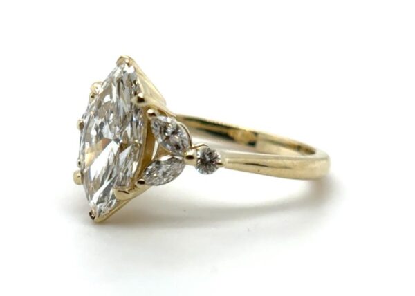 Modern, Leaf-Motif Multi Diamond Ring - Yellow Gold - Image 3