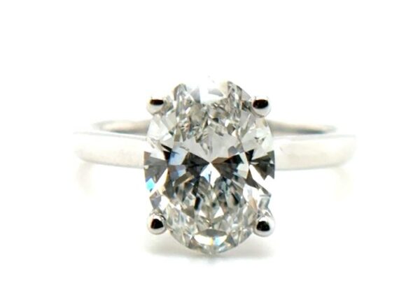 Oval Brilliant Solitaire with Cathedral