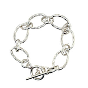 B7827 Hammered Link bracelet