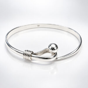 BNG2203 Ball latch bangle